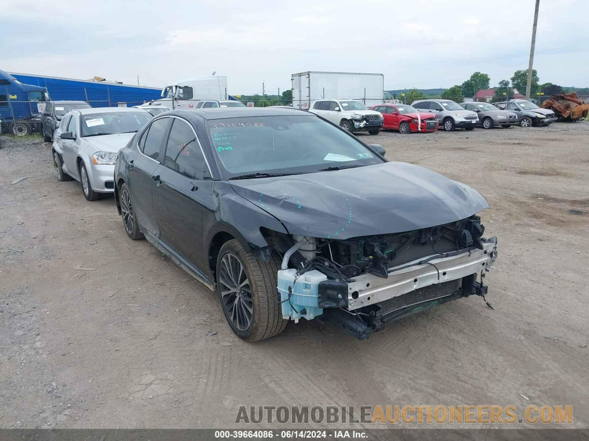 4T1B11HK7JU087466 TOYOTA CAMRY 2018