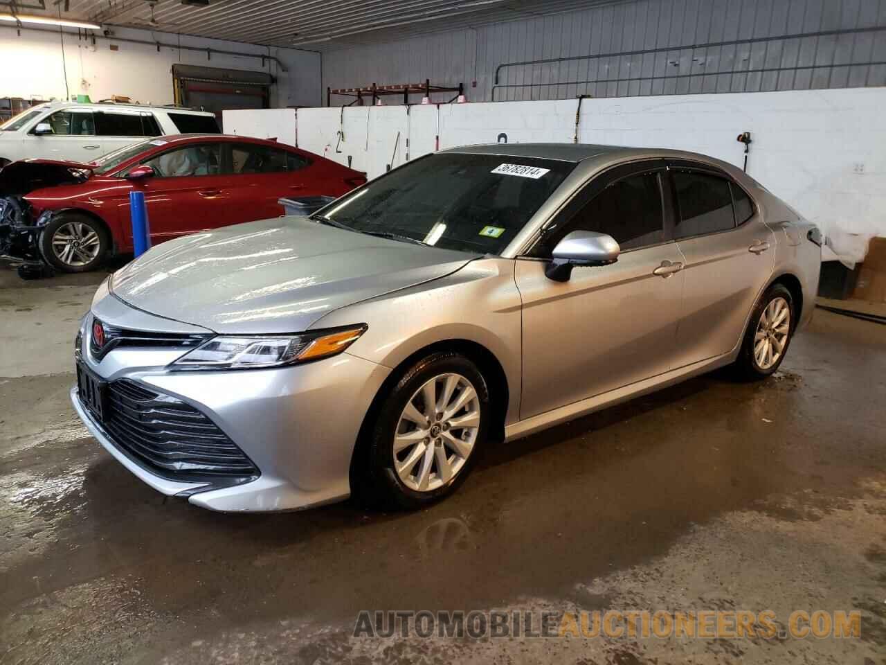 4T1B11HK7JU096328 TOYOTA CAMRY 2018