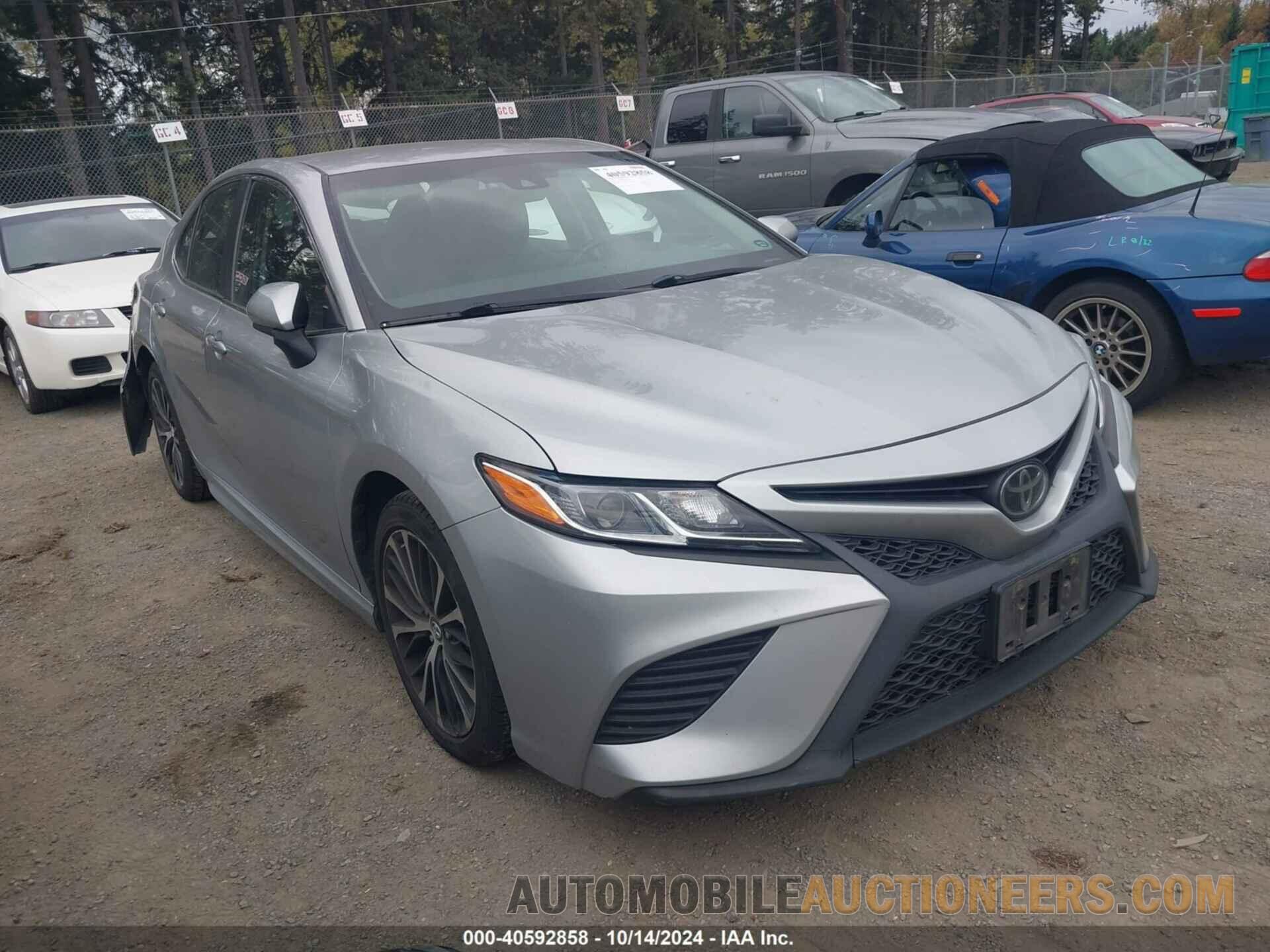 4T1B11HK7JU097396 TOYOTA CAMRY 2018