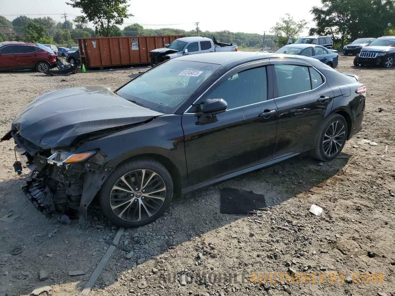 4T1B11HK7JU099066 TOYOTA CAMRY 2018