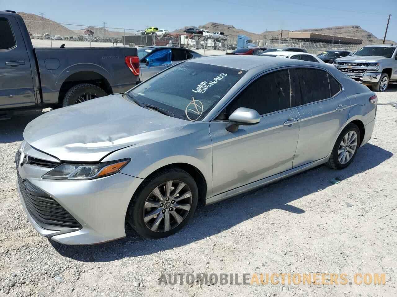 4T1B11HK7JU100071 TOYOTA CAMRY 2018