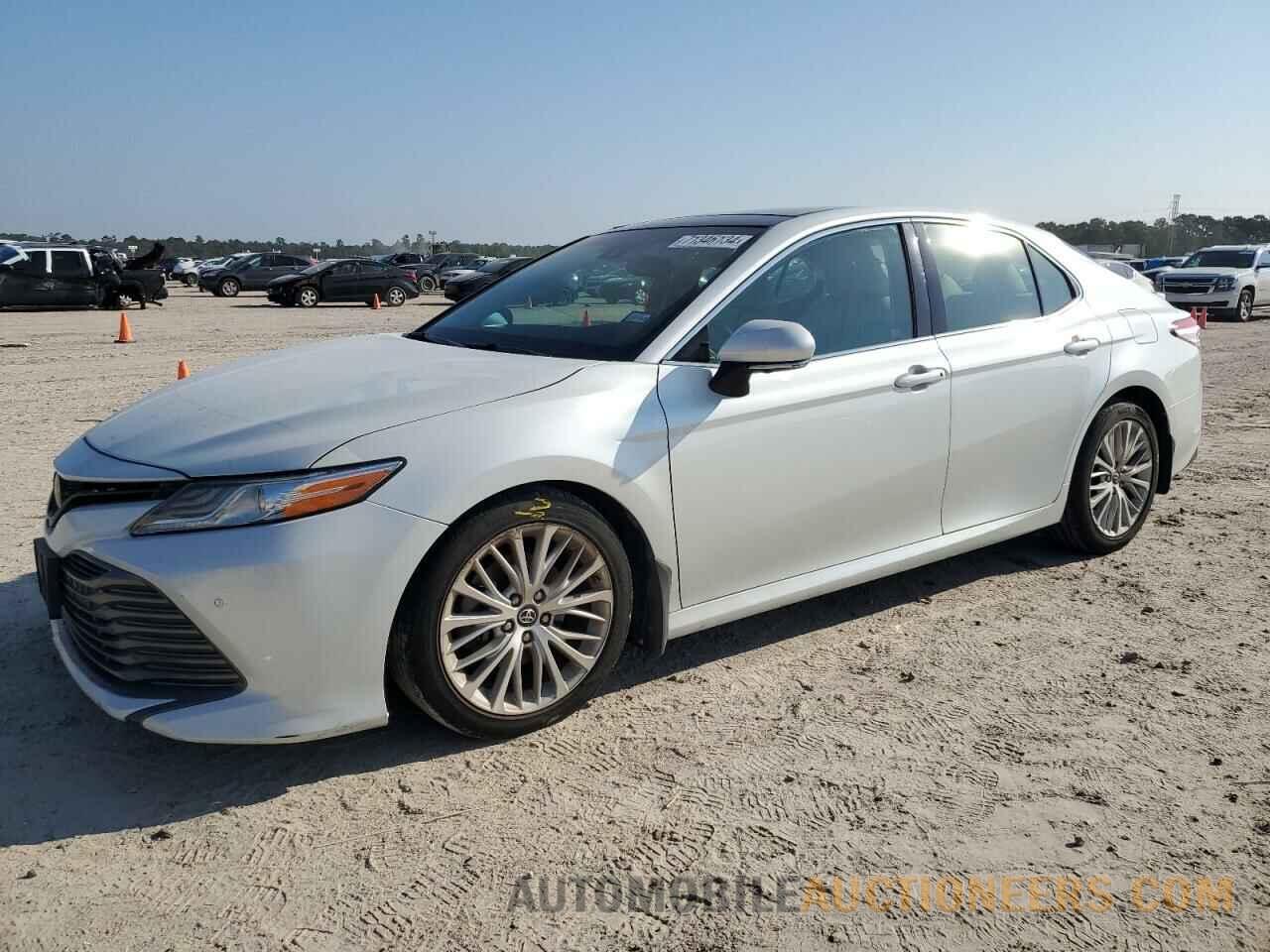 4T1B11HK7JU114858 TOYOTA CAMRY 2018