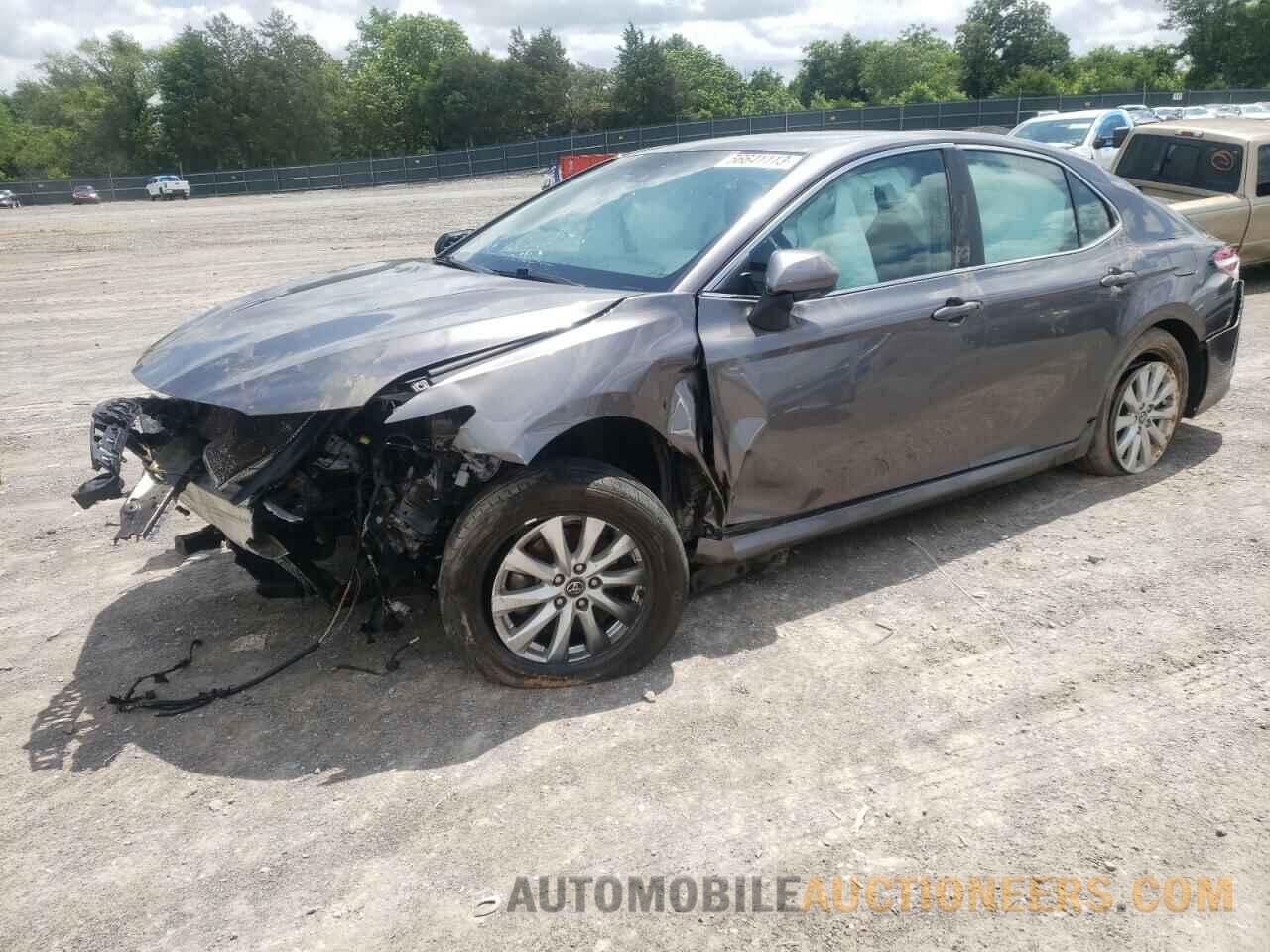 4T1B11HK7JU115198 TOYOTA CAMRY 2018