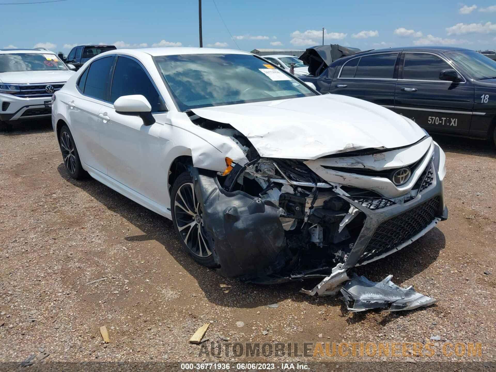 4T1B11HK7JU123978 TOYOTA CAMRY 2018