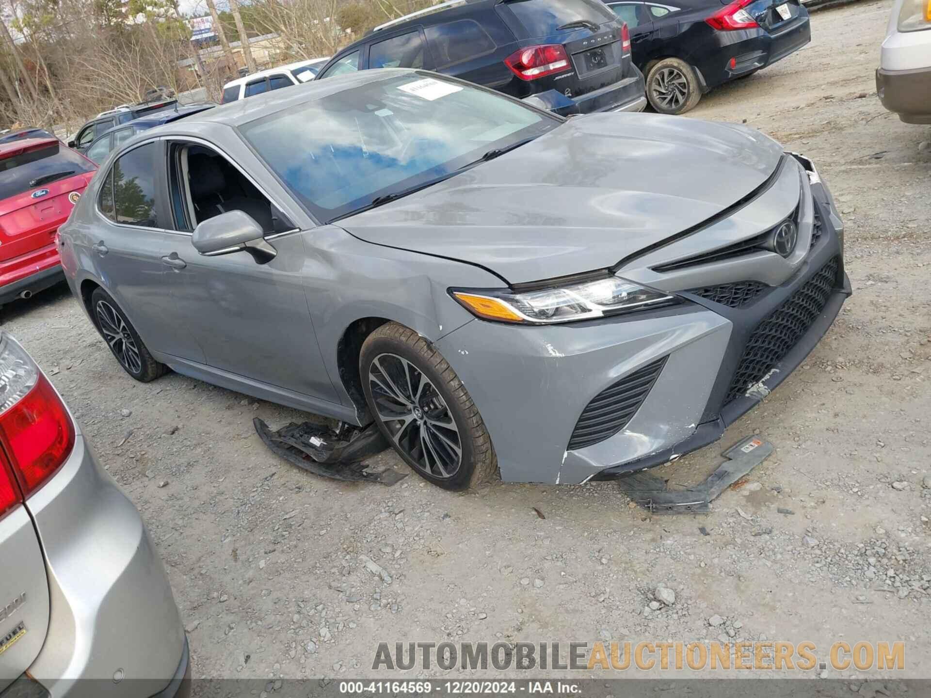 4T1B11HK7JU124886 TOYOTA CAMRY 2018