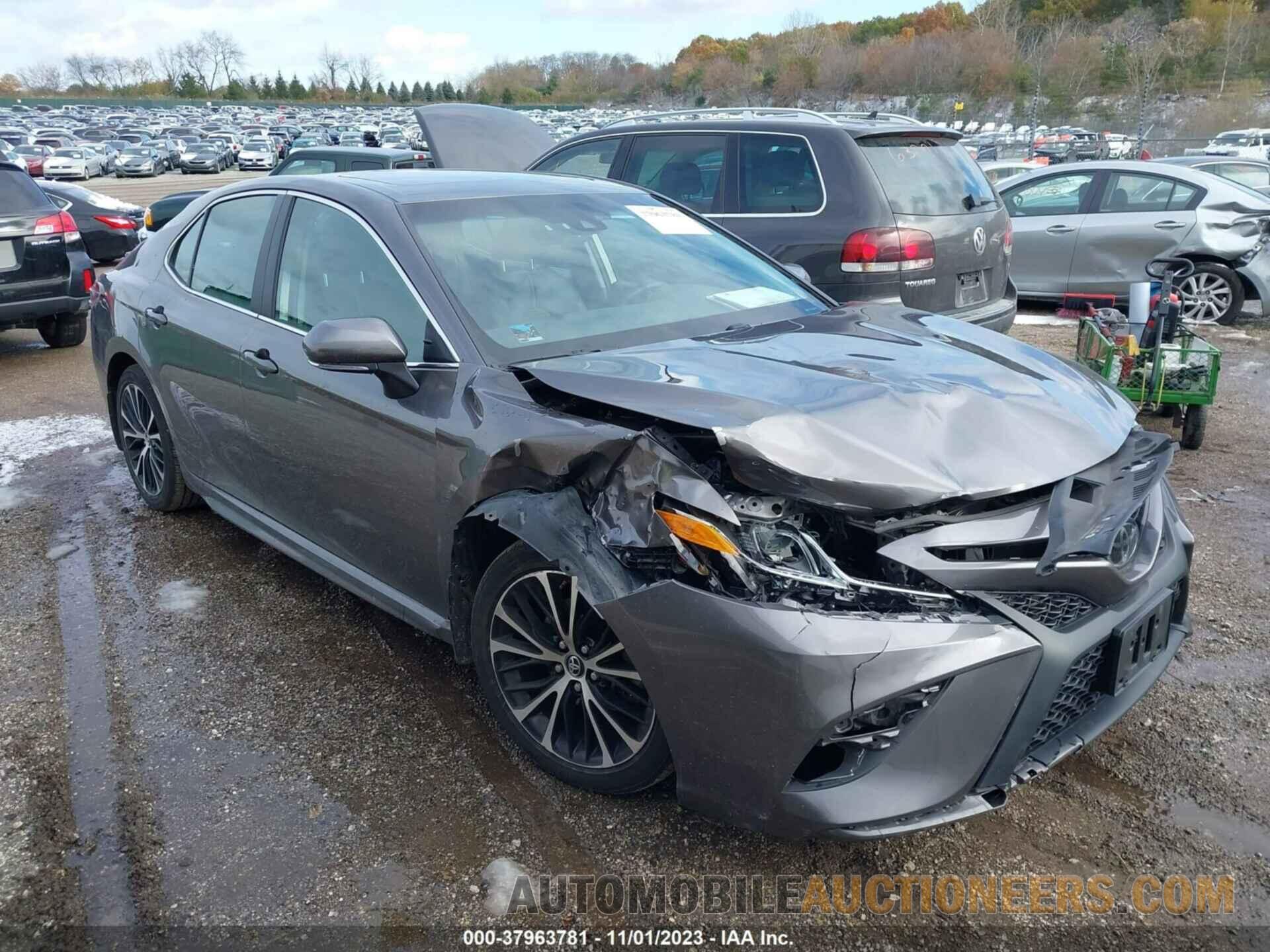 4T1B11HK7JU145947 TOYOTA CAMRY 2018