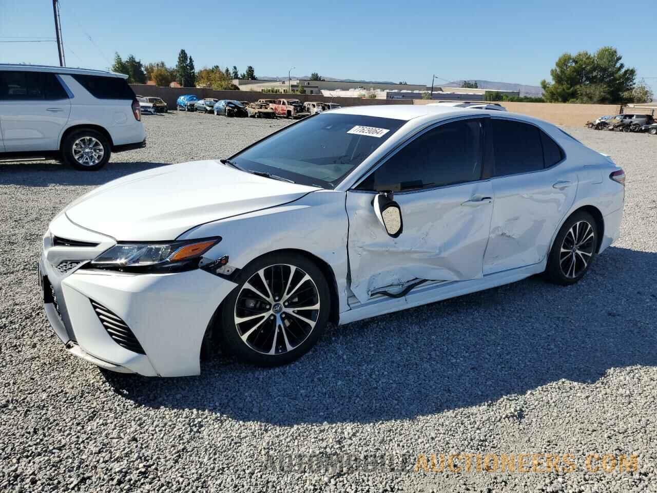 4T1B11HK7JU146595 TOYOTA CAMRY 2018