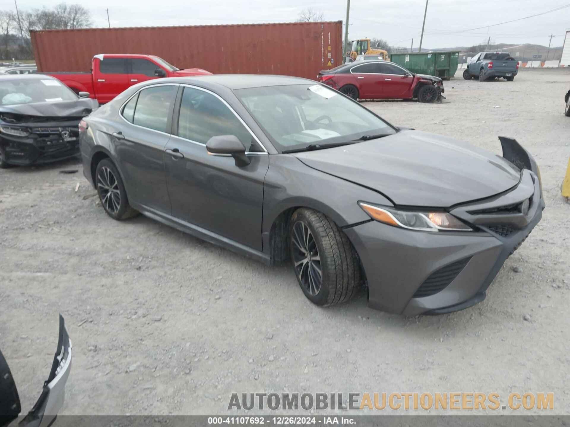 4T1B11HK7JU507114 TOYOTA CAMRY 2018