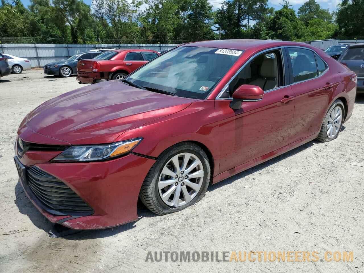 4T1B11HK7JU510742 TOYOTA CAMRY 2018