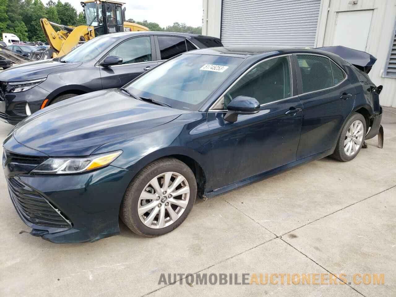 4T1B11HK7JU514483 TOYOTA CAMRY 2018