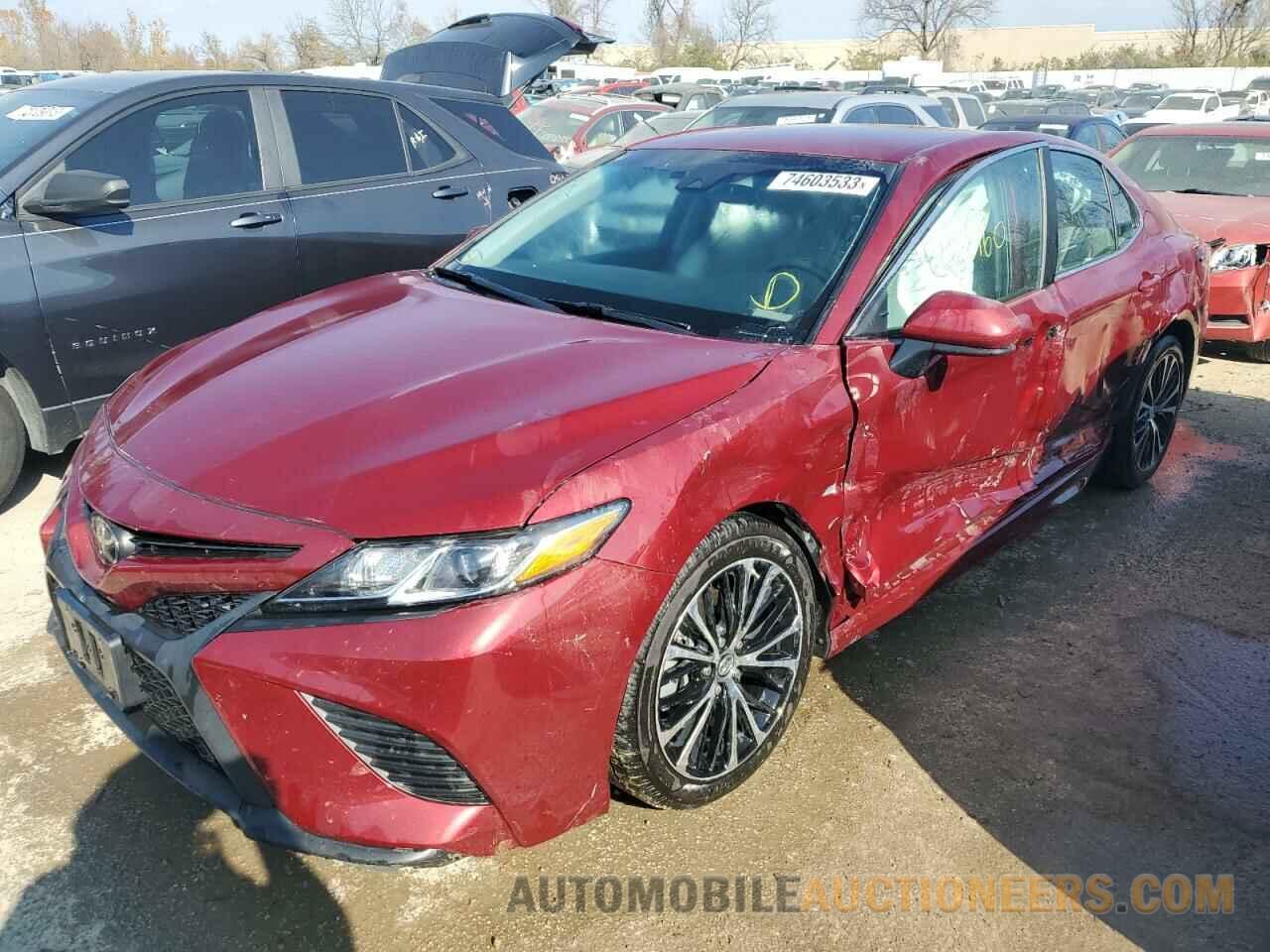 4T1B11HK7JU515116 TOYOTA CAMRY 2018