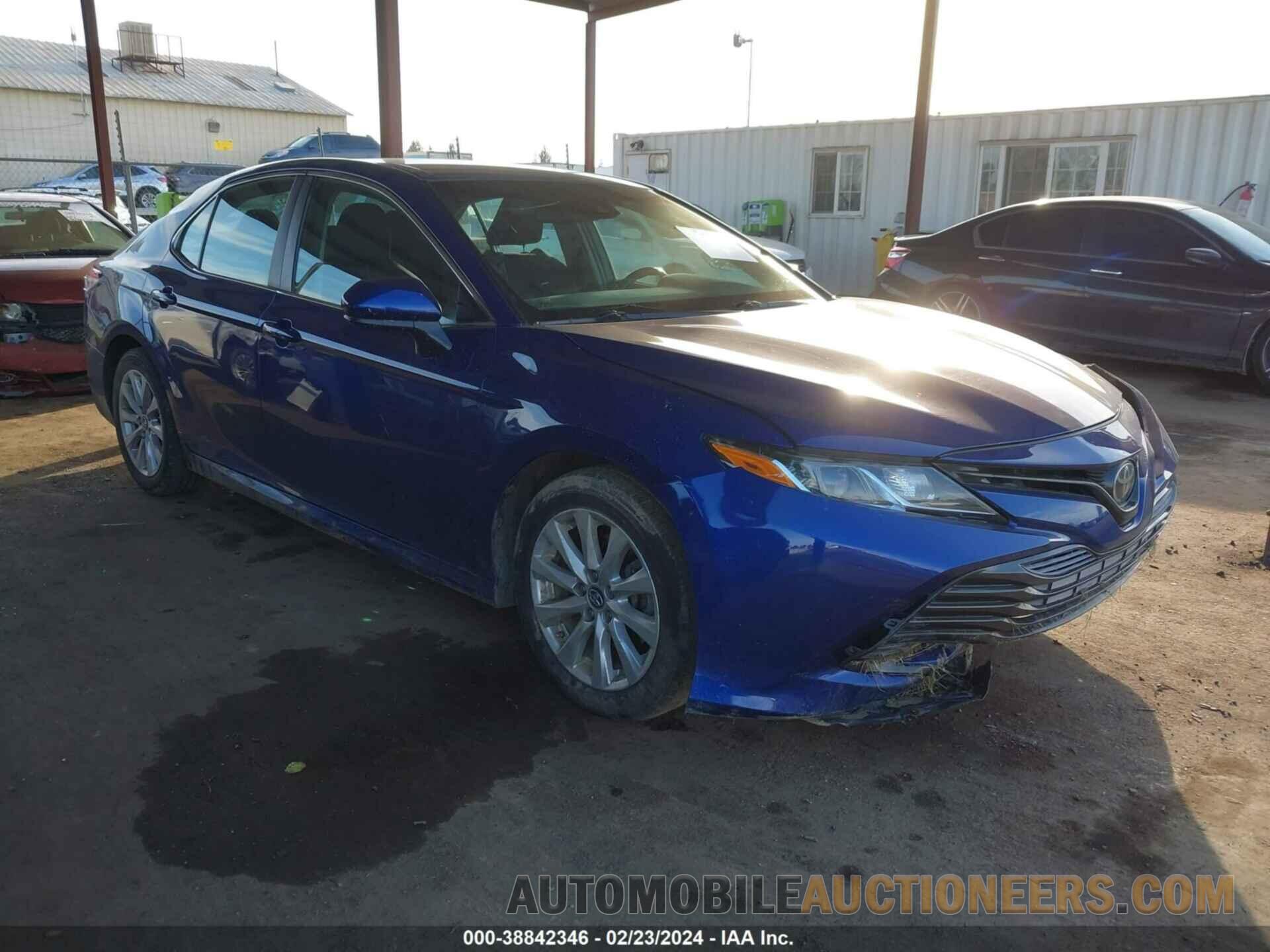 4T1B11HK7JU515200 TOYOTA CAMRY 2018