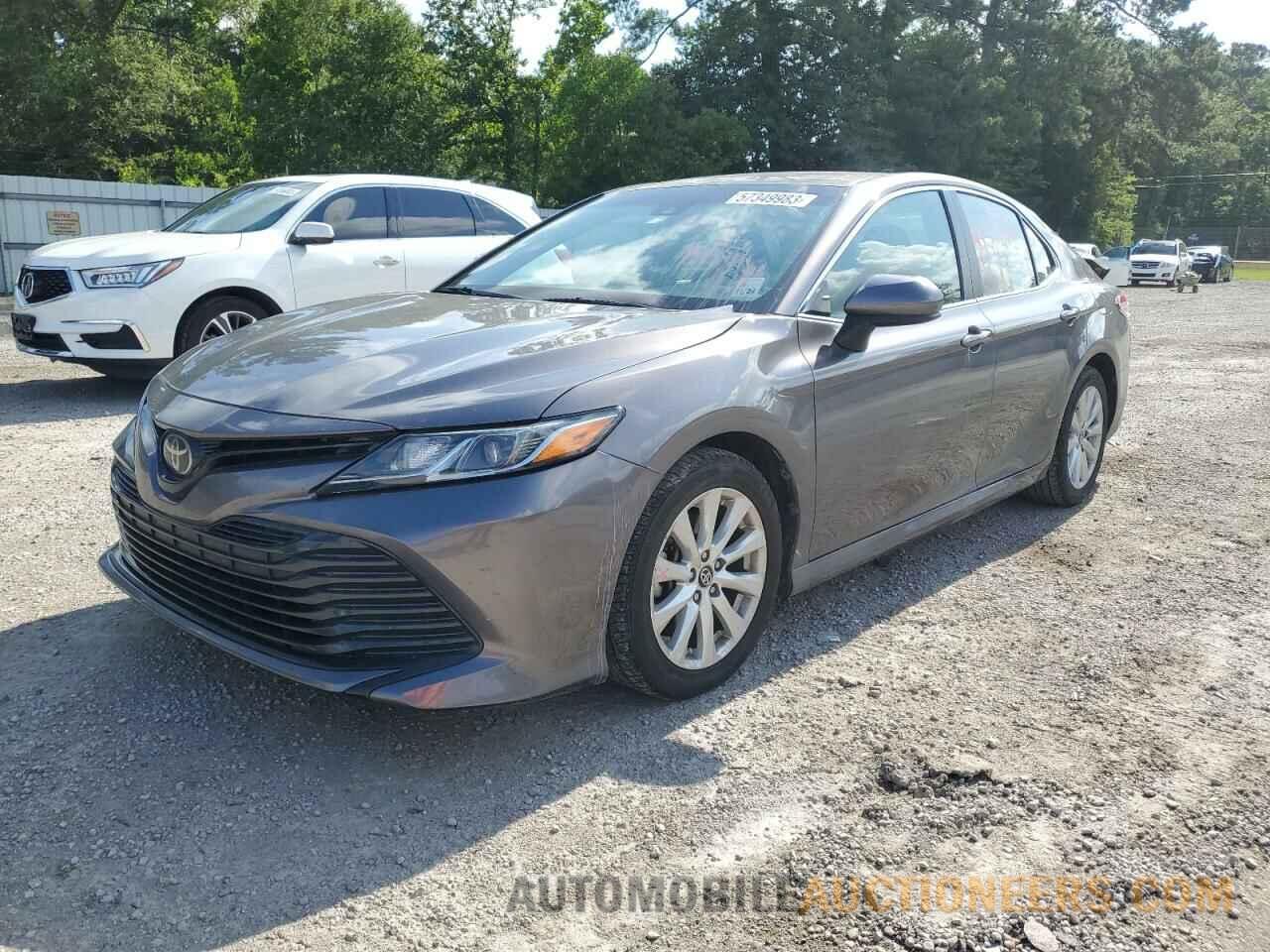 4T1B11HK7JU518775 TOYOTA CAMRY 2018