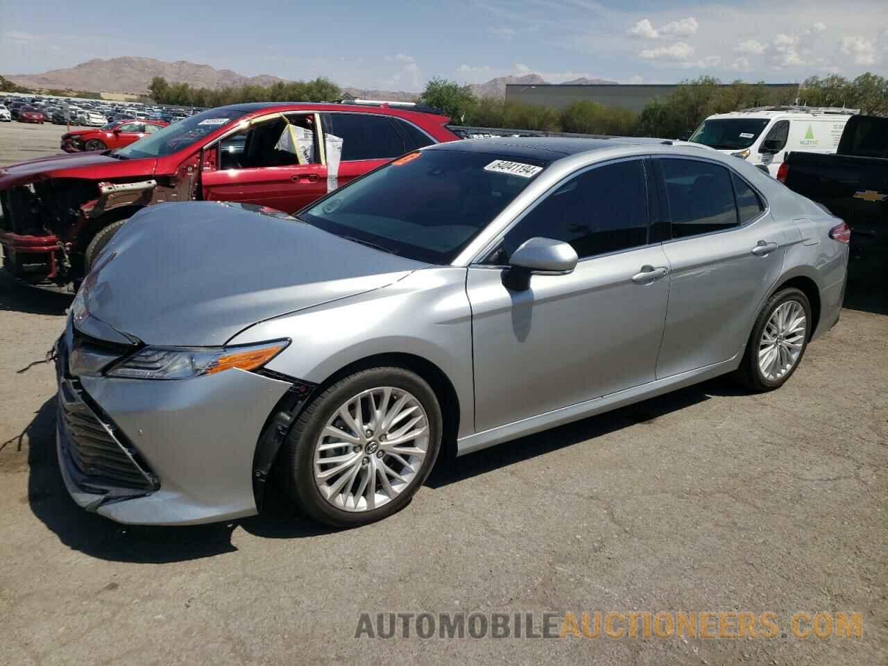 4T1B11HK7JU521000 TOYOTA CAMRY 2018