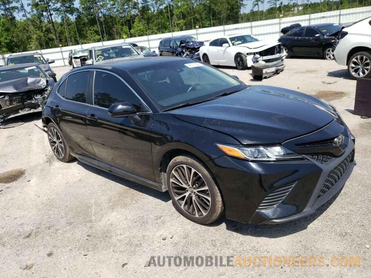 4T1B11HK7JU530571 TOYOTA CAMRY 2018