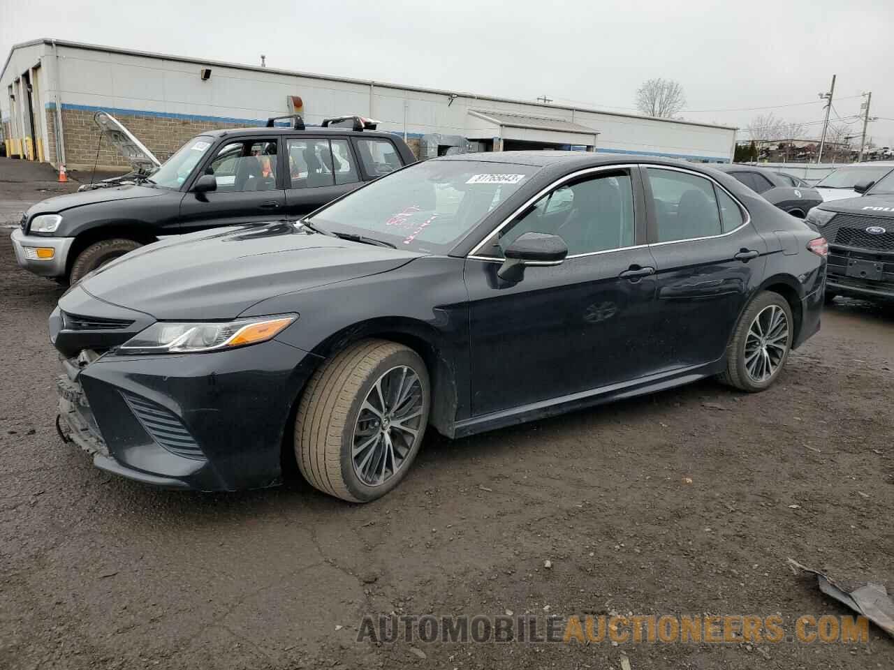 4T1B11HK7JU530604 TOYOTA CAMRY 2018