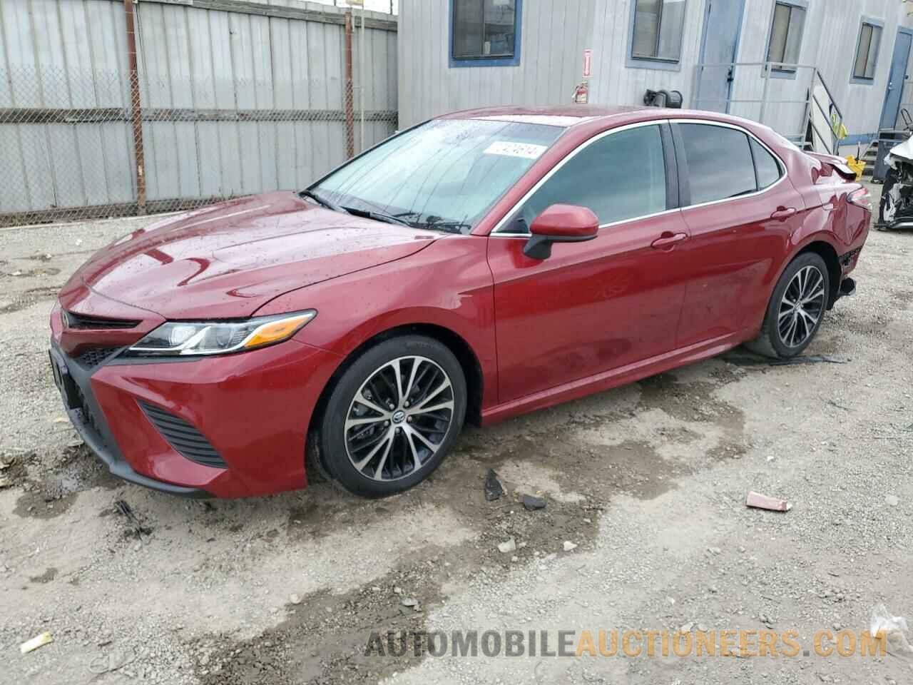 4T1B11HK7JU532000 TOYOTA CAMRY 2018