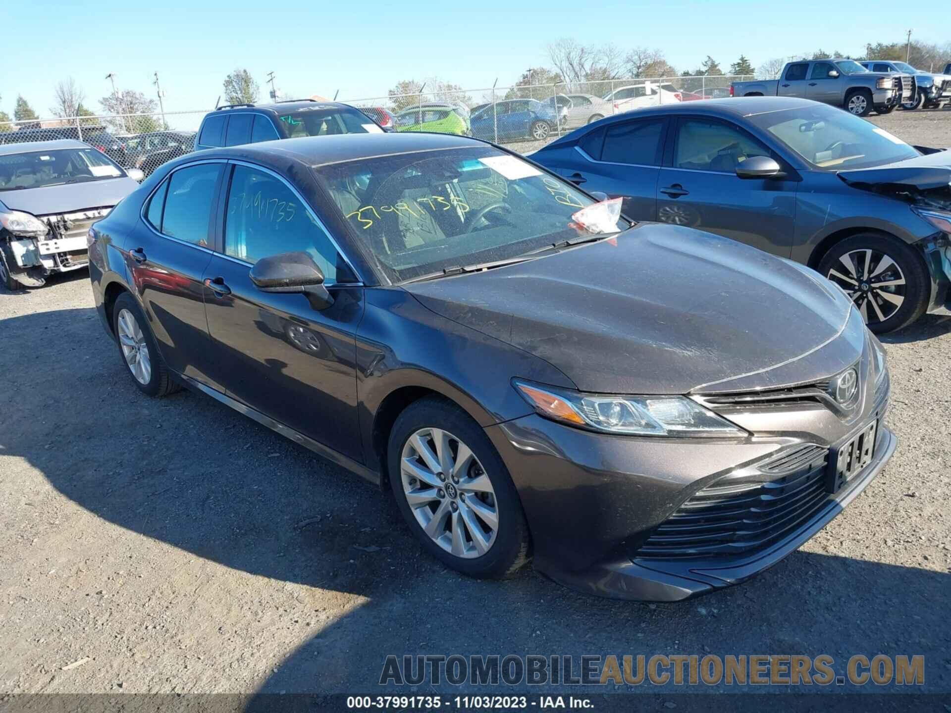 4T1B11HK7JU532191 TOYOTA CAMRY 2018