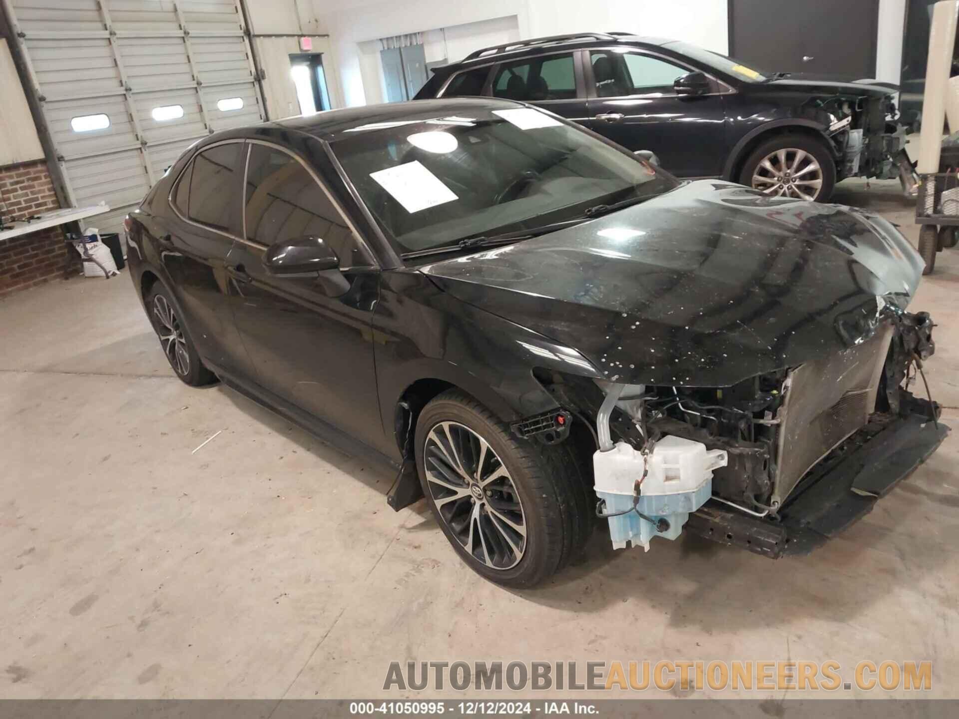 4T1B11HK7JU532580 TOYOTA CAMRY 2018