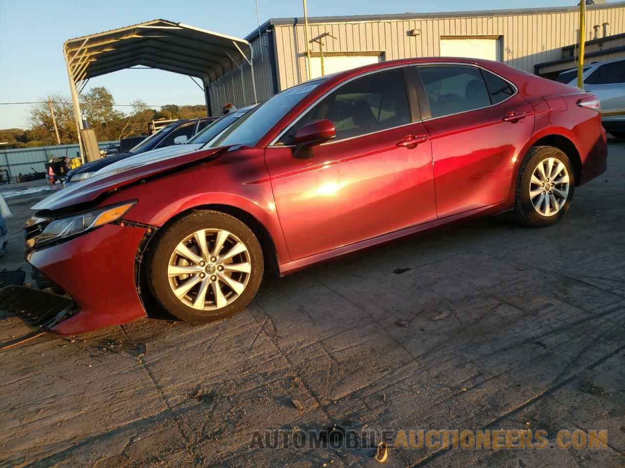 4T1B11HK7JU533258 TOYOTA CAMRY 2018