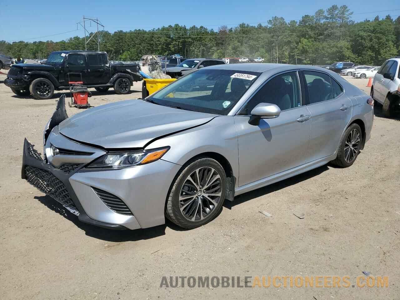 4T1B11HK7JU534085 TOYOTA CAMRY 2018