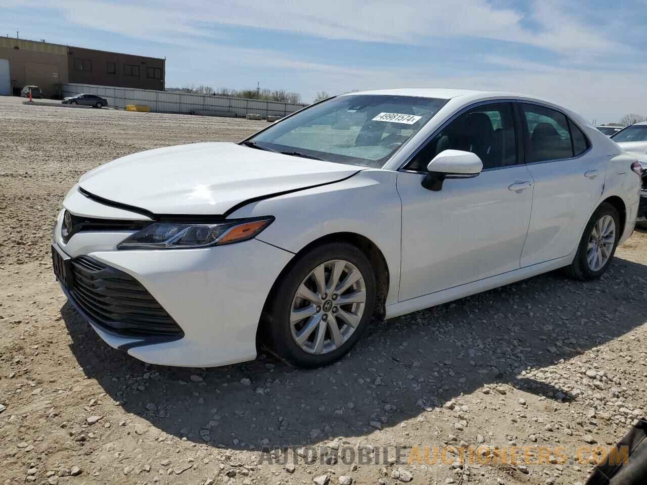 4T1B11HK7JU535592 TOYOTA CAMRY 2018