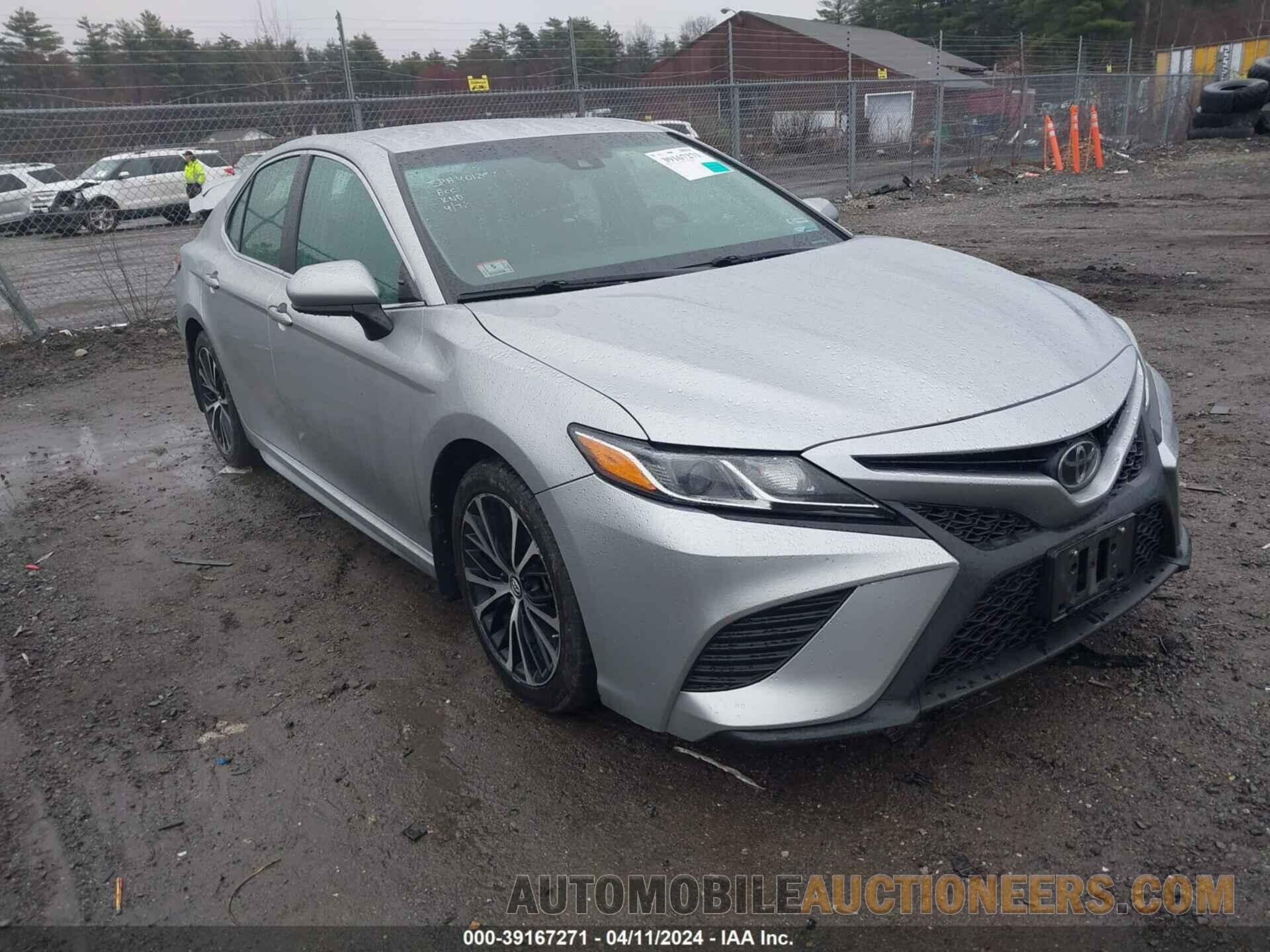 4T1B11HK7JU536578 TOYOTA CAMRY 2018