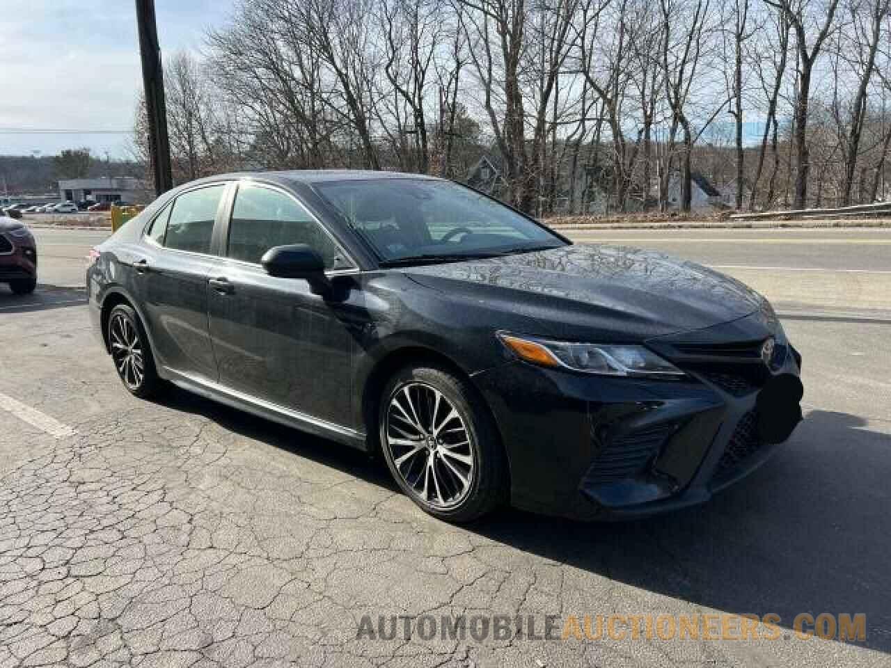 4T1B11HK7JU536841 TOYOTA CAMRY 2018