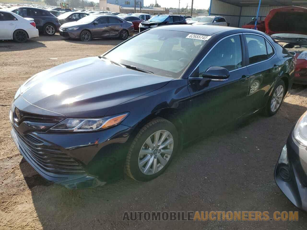 4T1B11HK7JU540064 TOYOTA CAMRY 2018