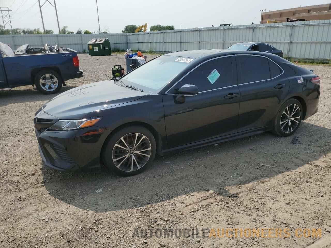 4T1B11HK7JU543157 TOYOTA CAMRY 2018