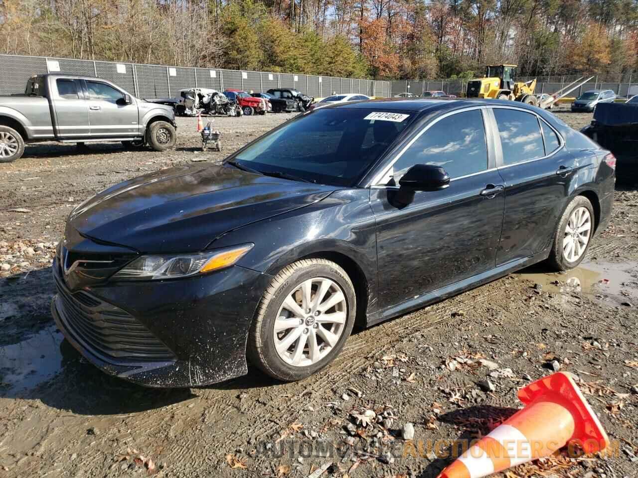 4T1B11HK7JU549007 TOYOTA CAMRY 2018