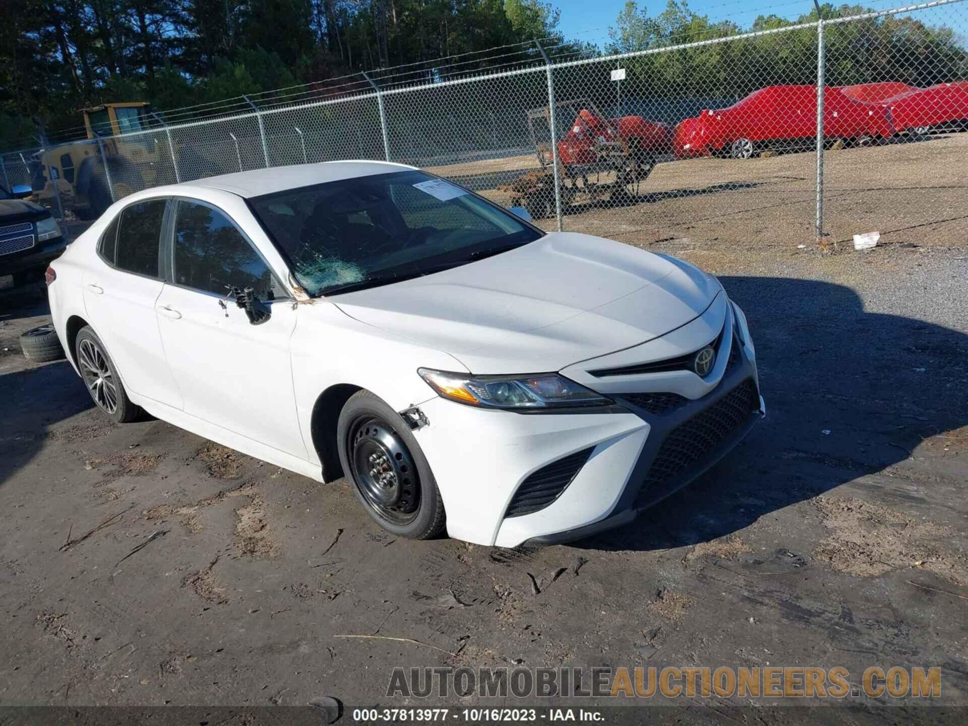 4T1B11HK7JU554594 TOYOTA CAMRY 2018