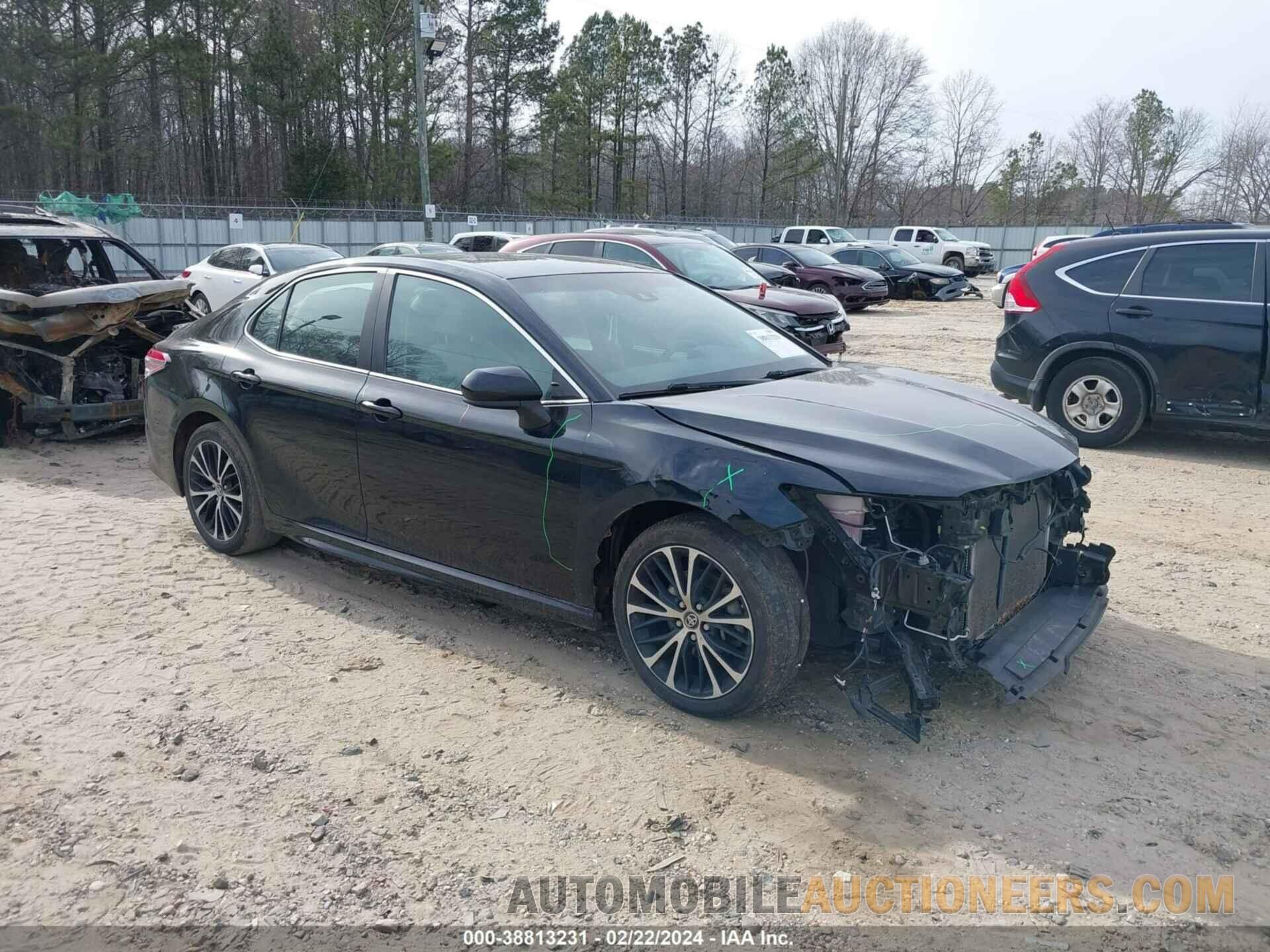 4T1B11HK7JU558547 TOYOTA CAMRY 2018