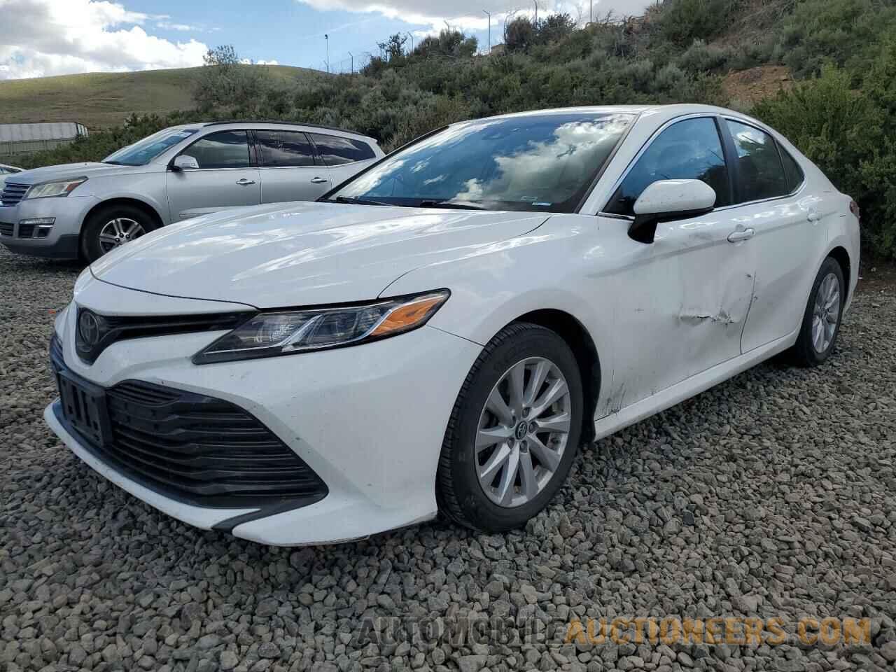 4T1B11HK7JU566549 TOYOTA CAMRY 2018