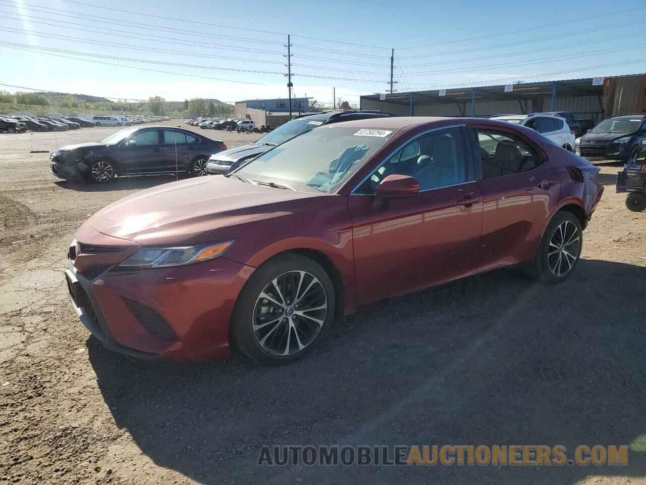 4T1B11HK7JU569855 TOYOTA CAMRY 2018