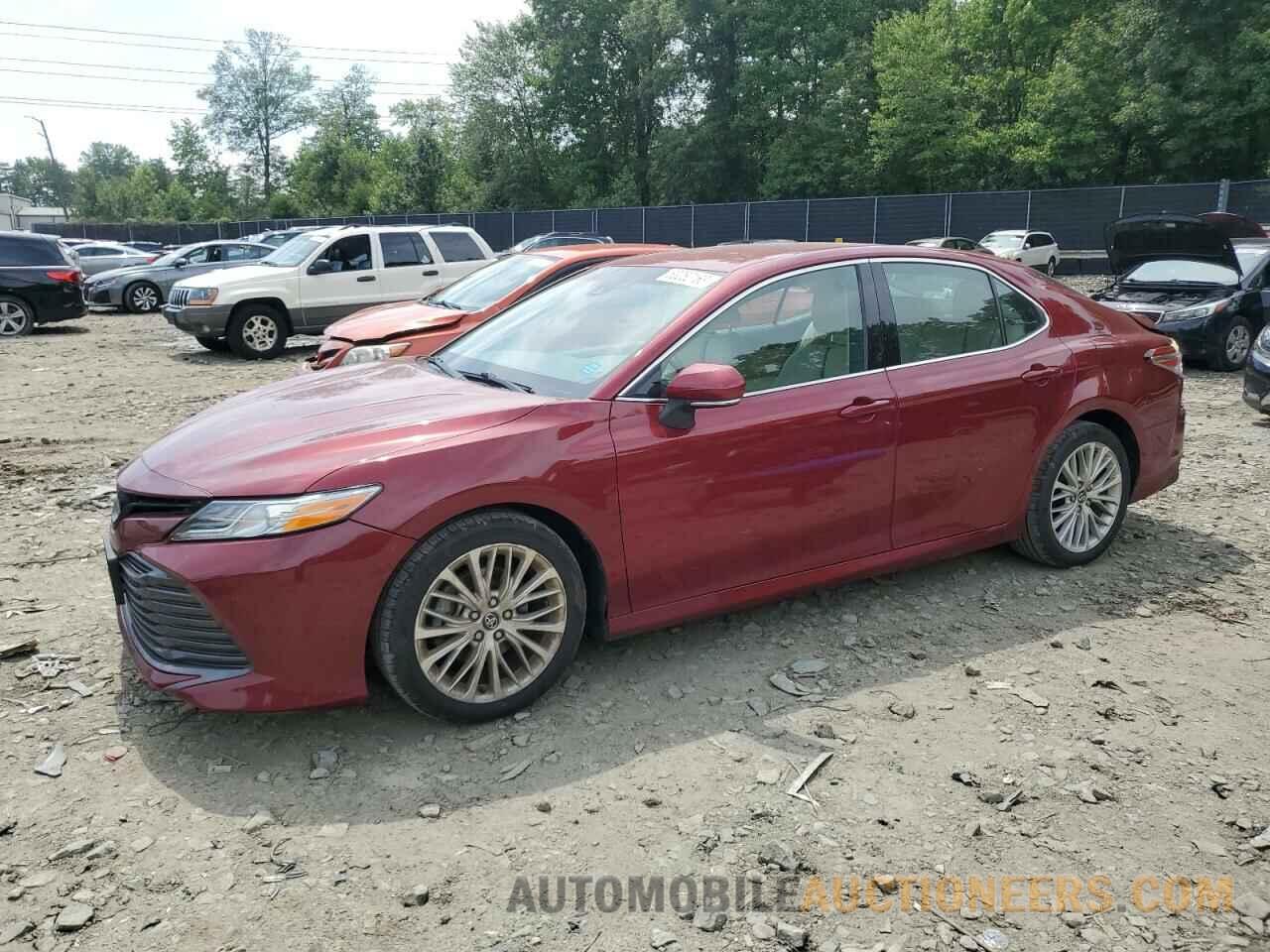 4T1B11HK7JU572688 TOYOTA CAMRY 2018