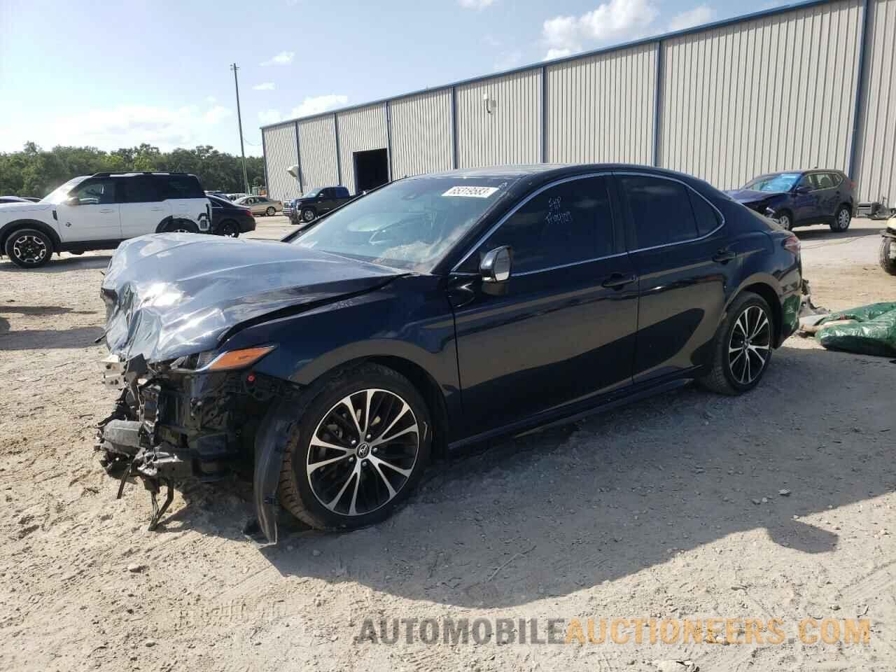 4T1B11HK7JU574019 TOYOTA CAMRY 2018