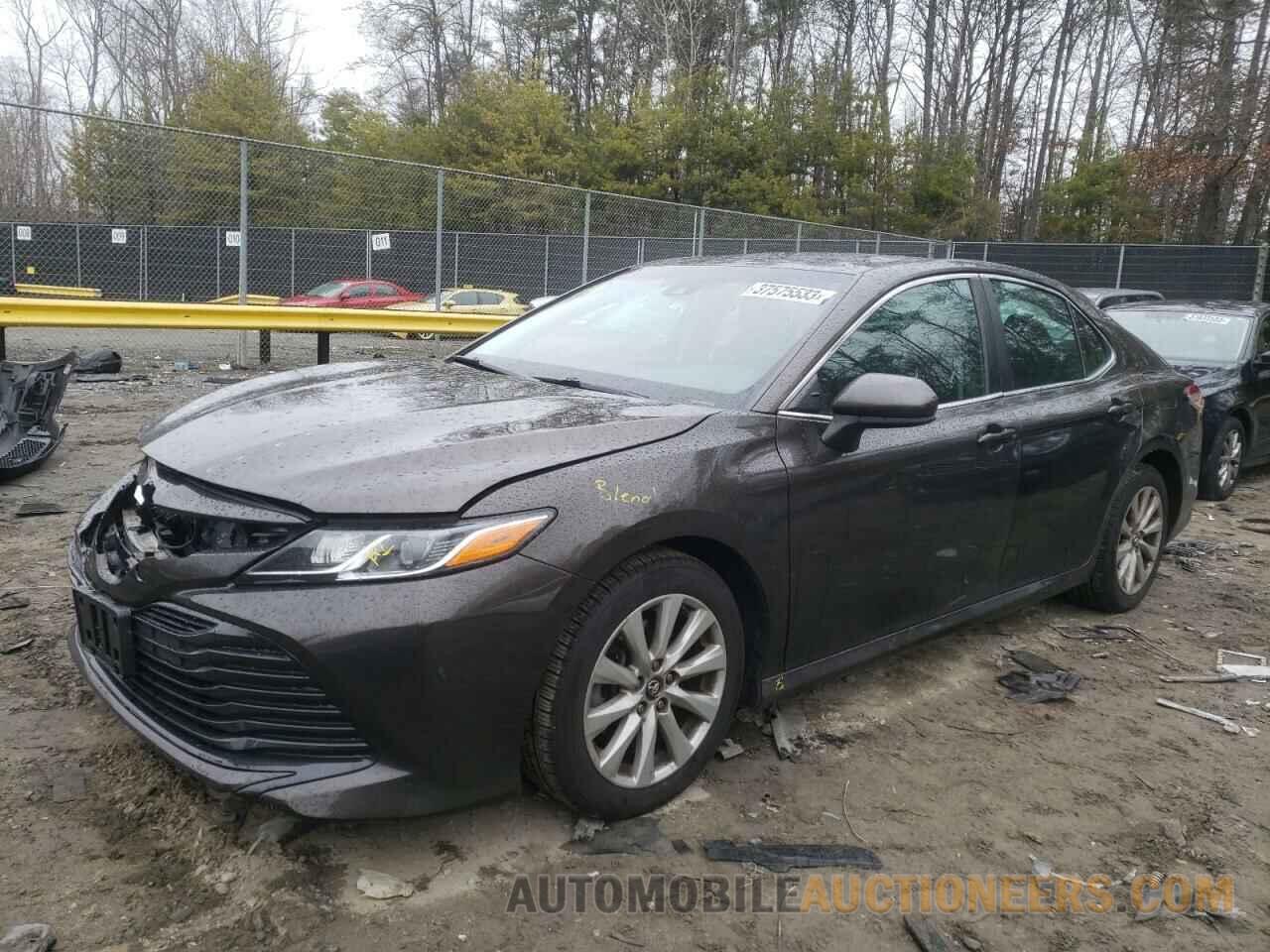 4T1B11HK7JU575896 TOYOTA CAMRY 2018