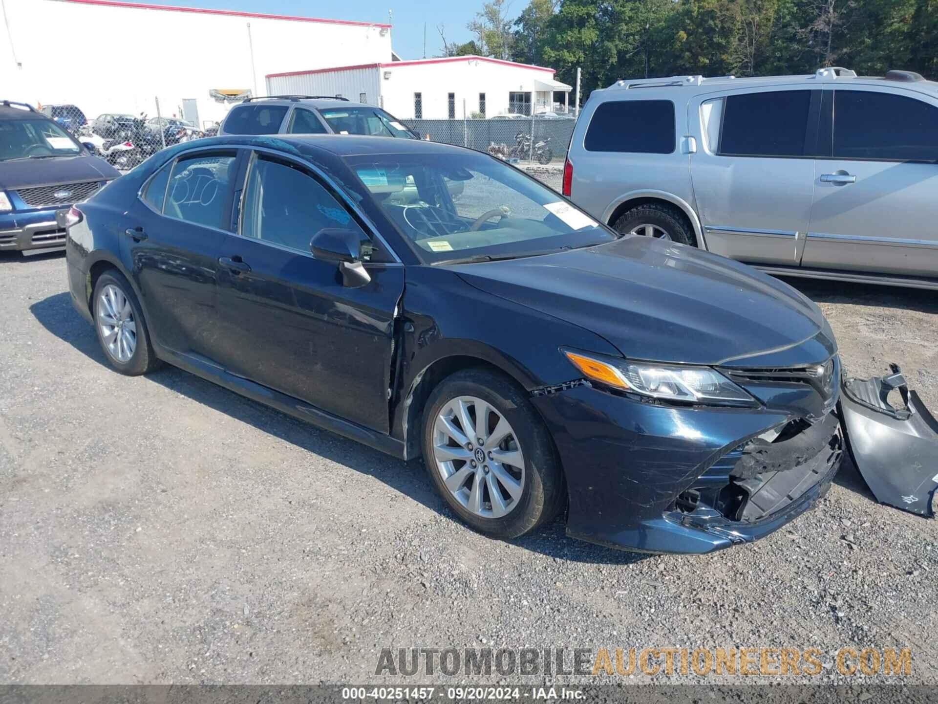 4T1B11HK7JU577034 TOYOTA CAMRY 2018