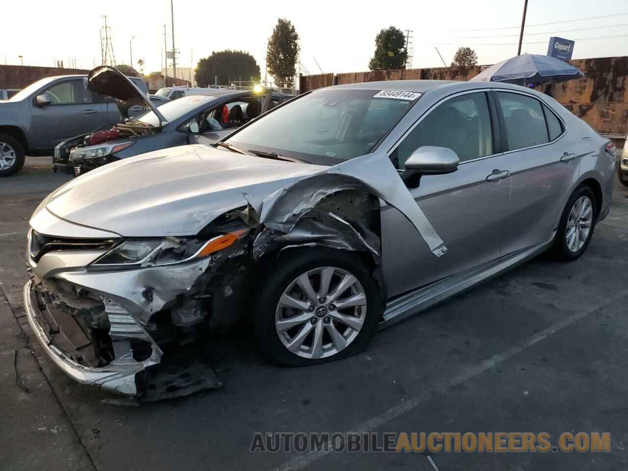 4T1B11HK7JU578796 TOYOTA CAMRY 2018