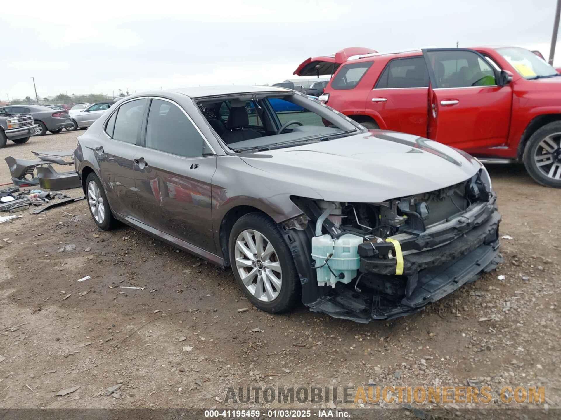 4T1B11HK7JU579088 TOYOTA CAMRY 2018