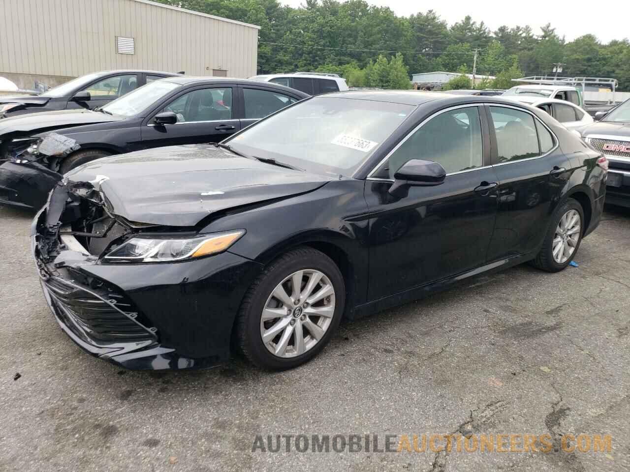 4T1B11HK7JU589958 TOYOTA CAMRY 2018