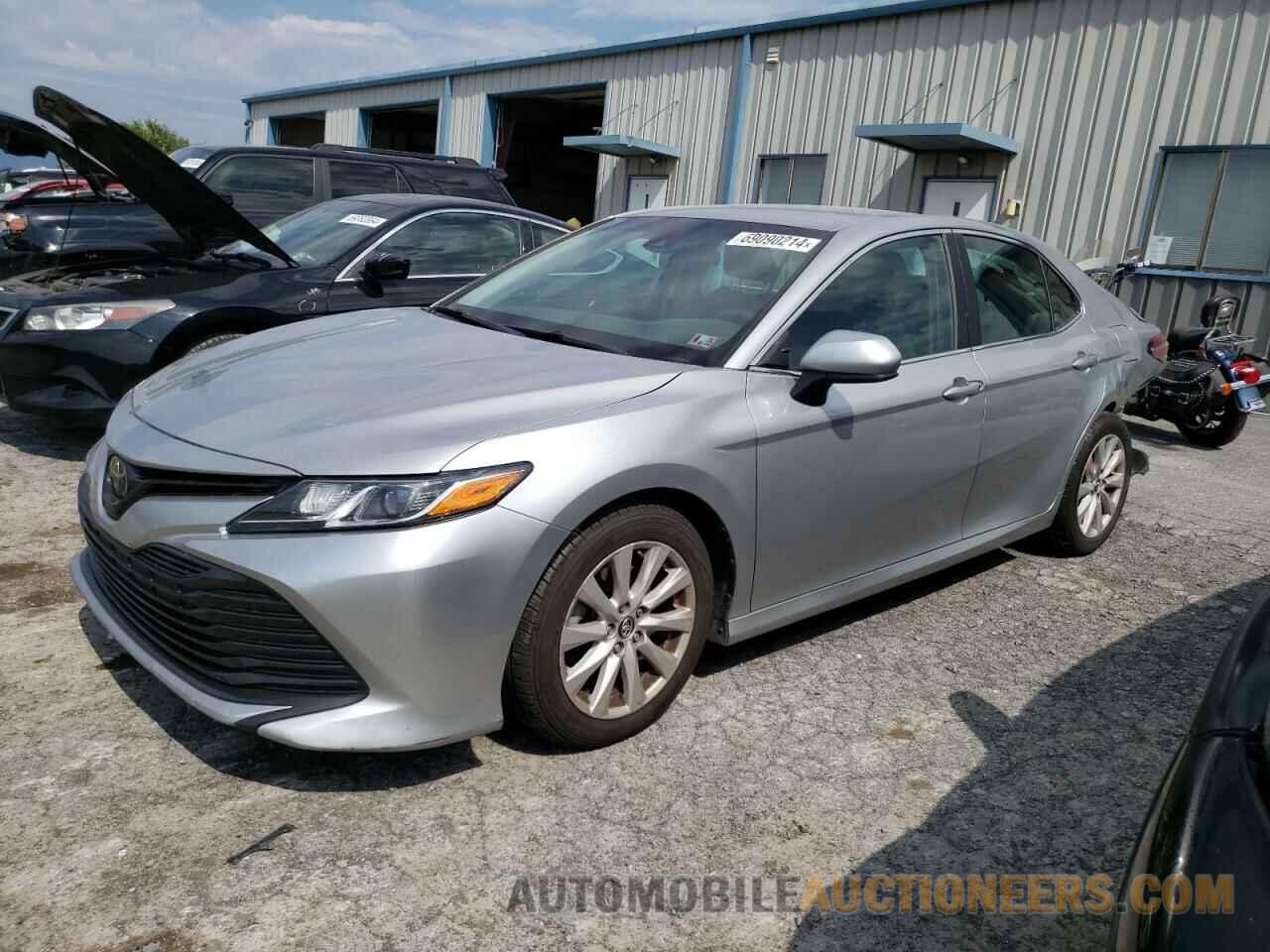 4T1B11HK7JU591449 TOYOTA CAMRY 2018