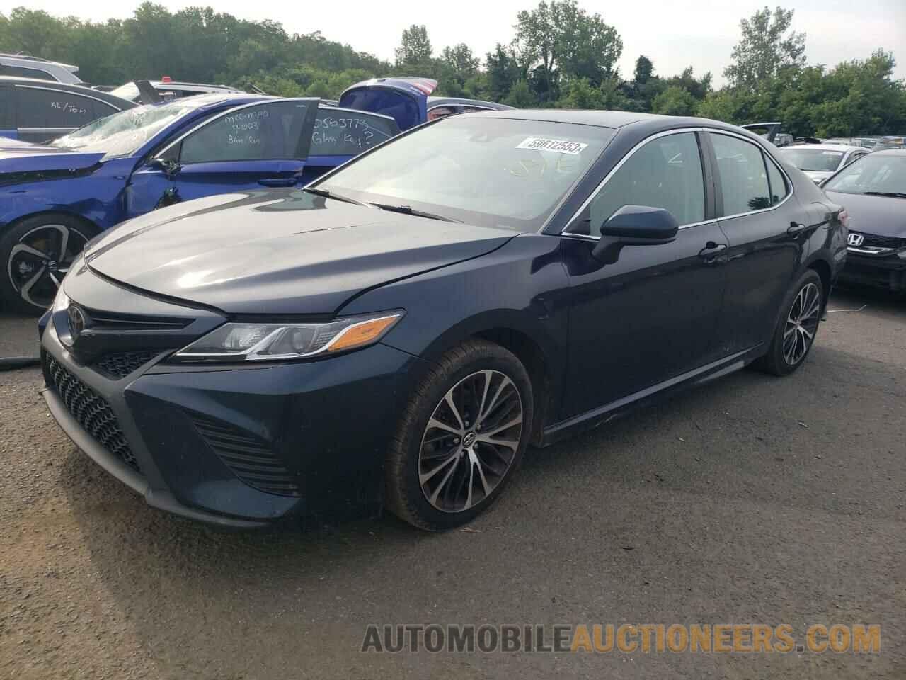 4T1B11HK7JU591533 TOYOTA CAMRY 2018