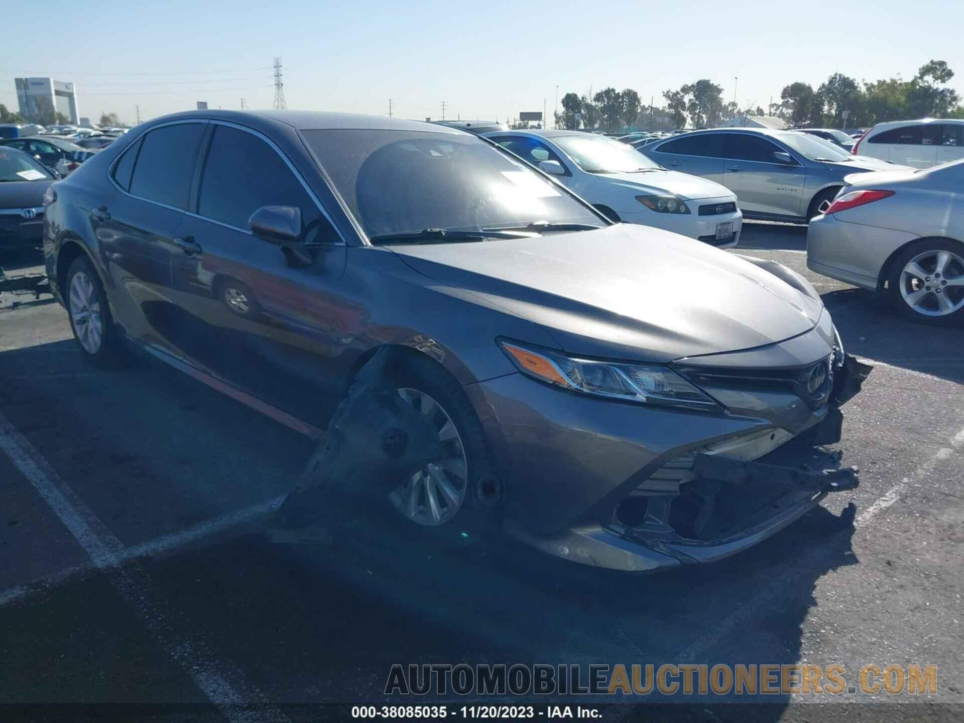 4T1B11HK7JU592889 TOYOTA CAMRY 2018