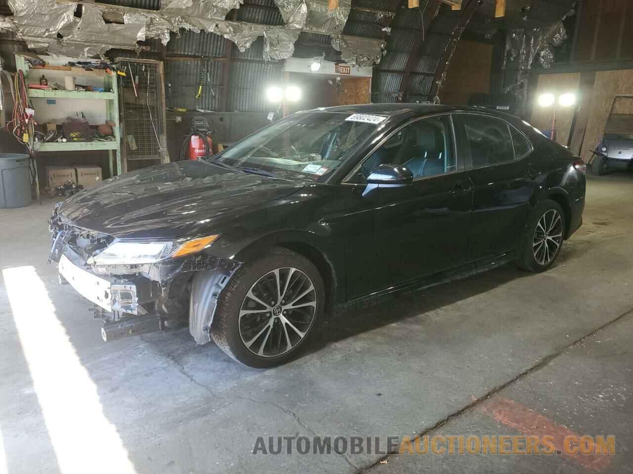 4T1B11HK7JU593766 TOYOTA CAMRY 2018