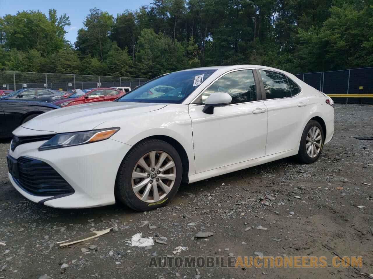 4T1B11HK7JU593847 TOYOTA CAMRY 2018