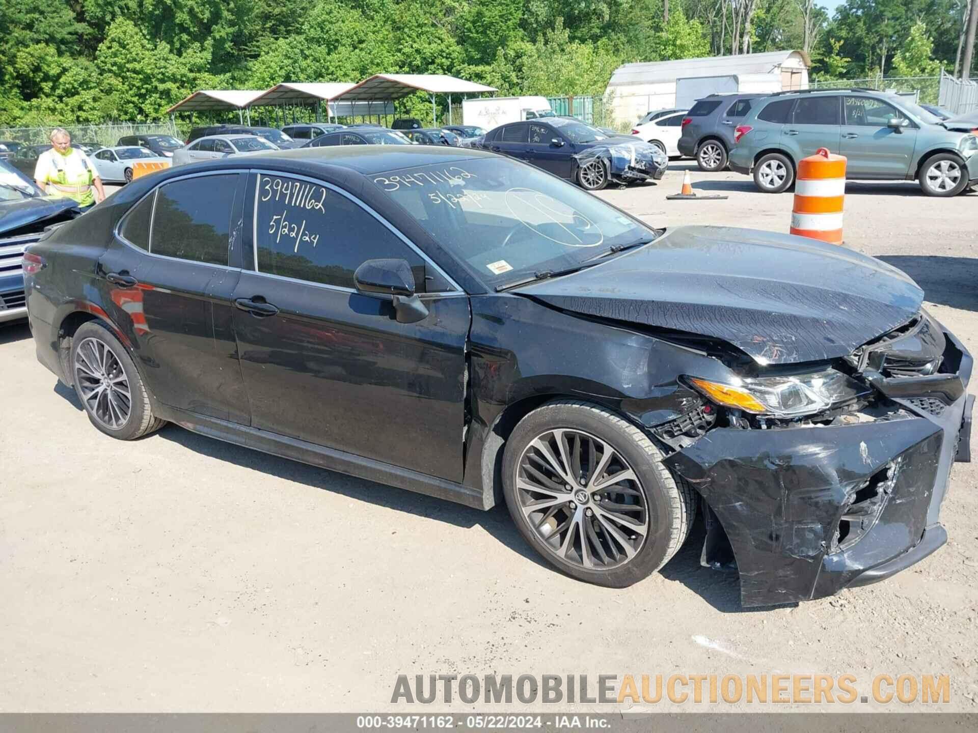 4T1B11HK7JU594819 TOYOTA CAMRY 2018