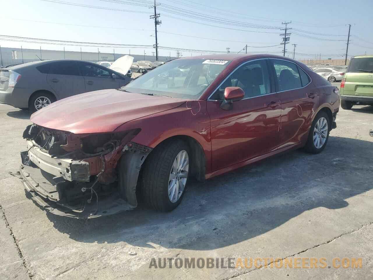 4T1B11HK7JU597042 TOYOTA CAMRY 2018