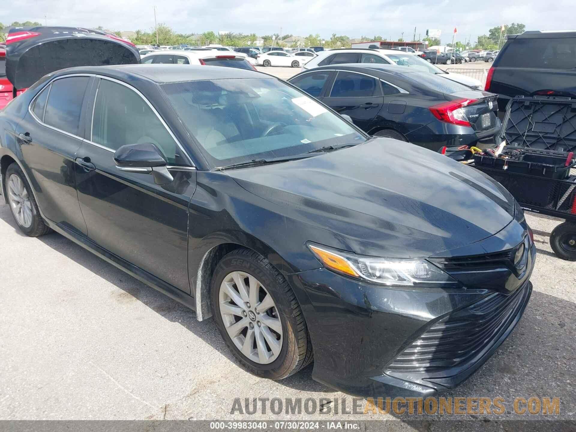 4T1B11HK7JU597526 TOYOTA CAMRY 2018